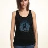 Disney Frozen 2 Scenery-Tank - Top - Black 1 Disney Frozen 2 Scenery-Tank - Top - Black -Disney 1b1942c183804276a2dc6a561f17af82