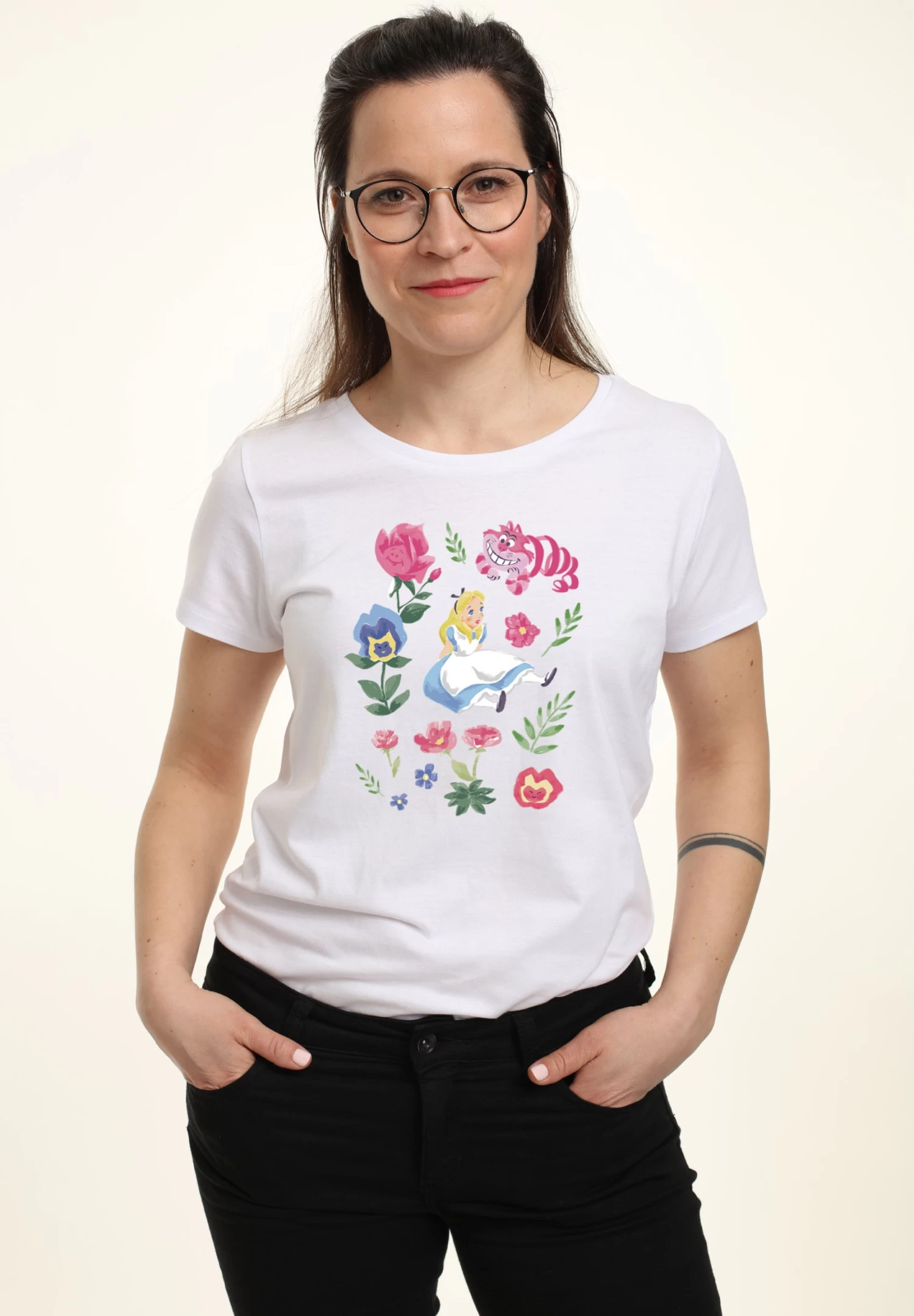 Disney Alice In Wonderland Alice Friends Flowers - T-Shirt Print - White 3 Disney Alice In Wonderland Alice Friends Flowers - T-Shirt Print - White