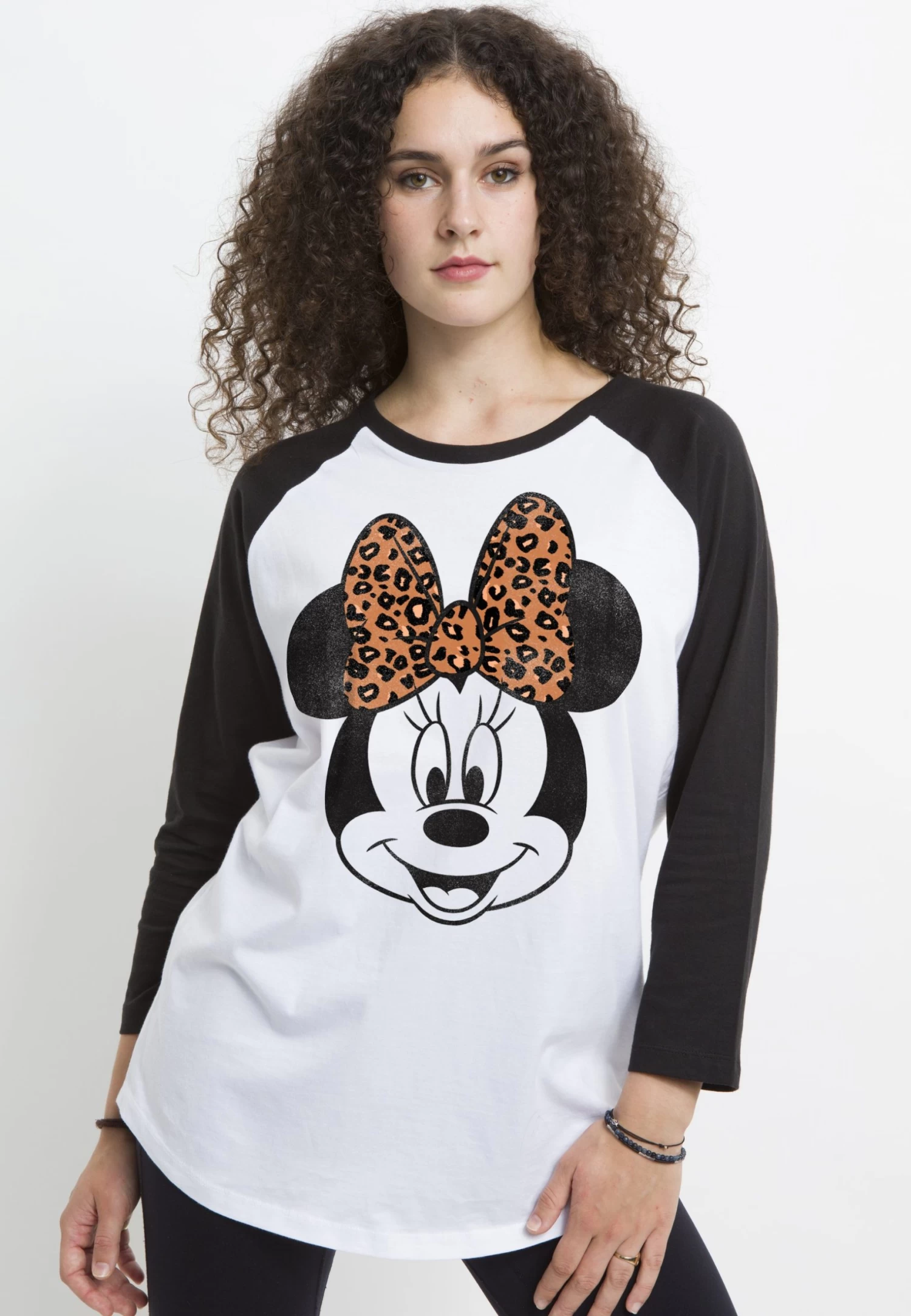 Disney Mickey And Friends Modern Minnie Face Leopard - Longsleeve - White Black 5 Disney Mickey And Friends Modern Minnie Face Leopard - Longsleeve - White Black - Afbeelding 3