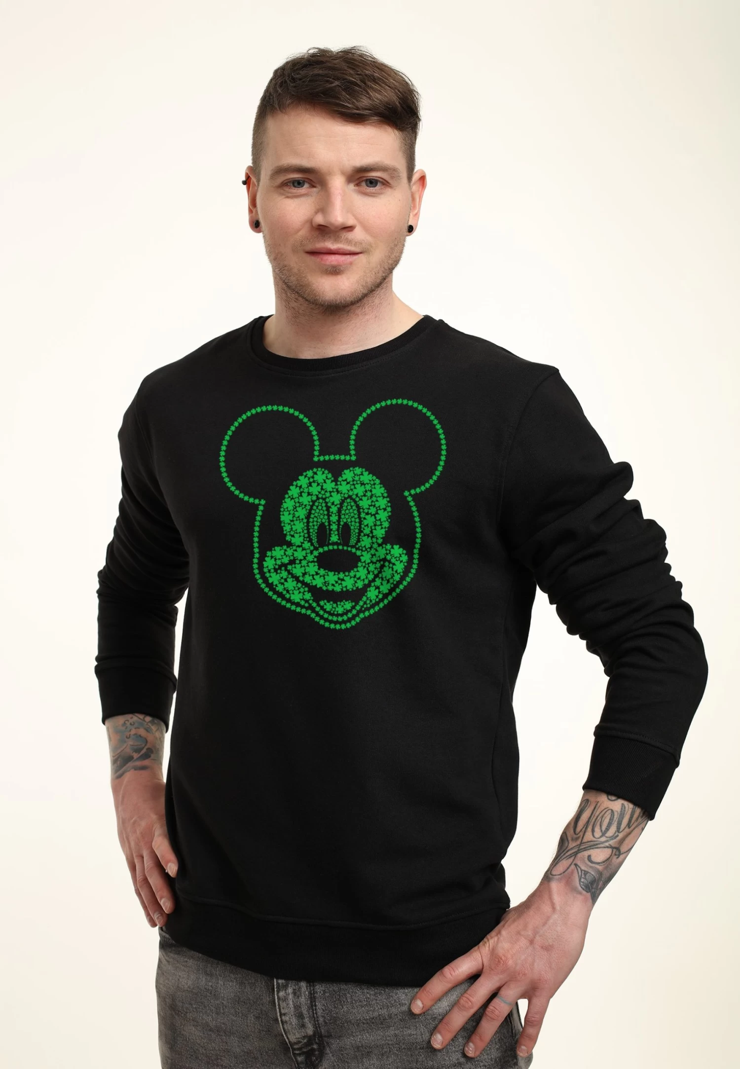 Disney Classic Mickey Micky Shamrocks - Sweater - Black 3 Disney Classic Mickey Micky Shamrocks - Sweater - Black