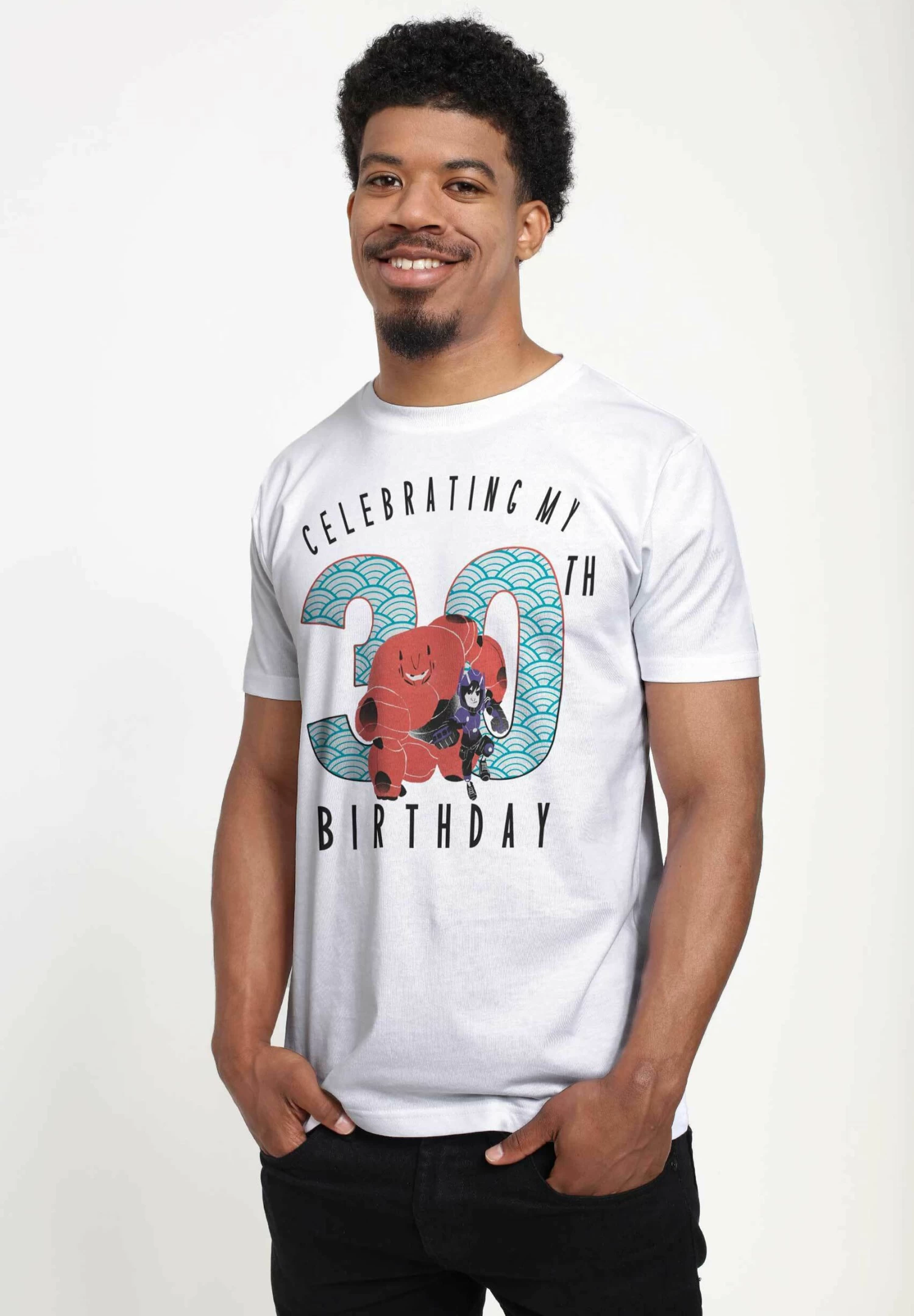 Disney Big Hero 6 Movie Baymax 30 Years Unisex - T-Shirt Print - White 5 Disney Big Hero 6 Movie Baymax 30 Years Unisex - T-Shirt Print - White - Afbeelding 3