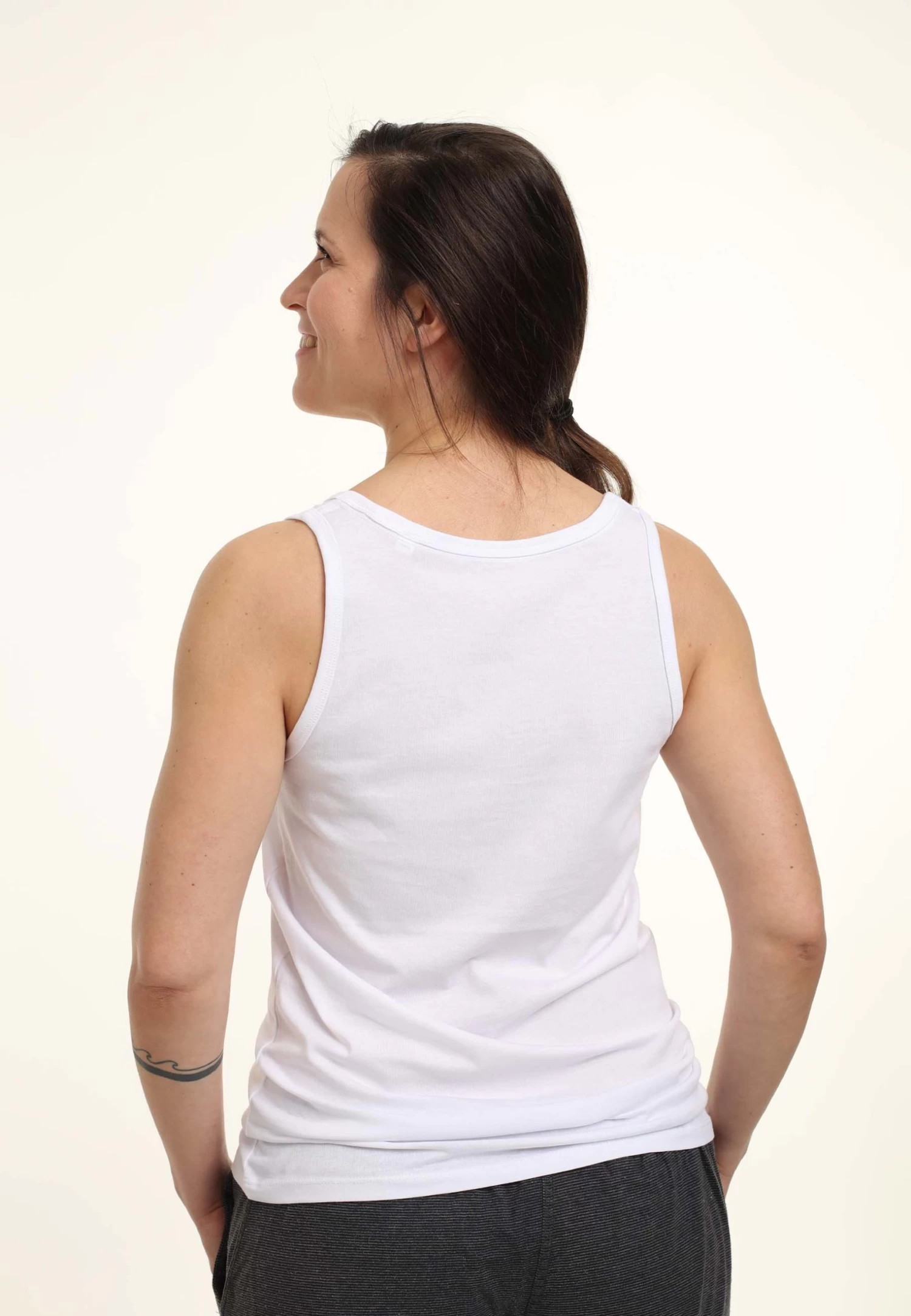 Disney Classic Mickey Mickey WateryTank- Top - White 4 Disney Classic Mickey Mickey WateryTank- Top - White - Afbeelding 2