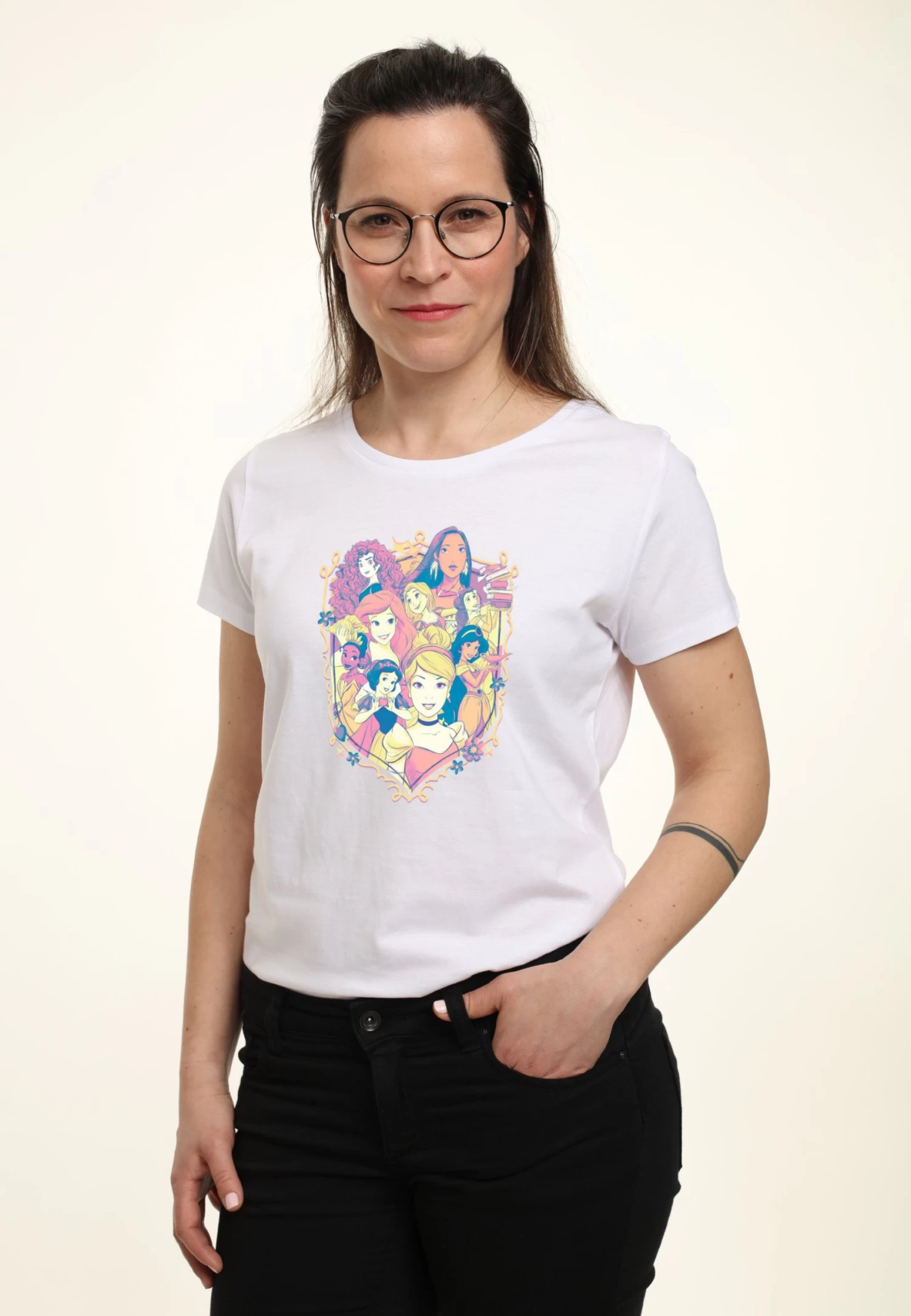 Disney Princesses Princess Sheild - T-Shirt Print - White 6 Disney Princesses Princess Sheild - T-Shirt Print - White - Afbeelding 4