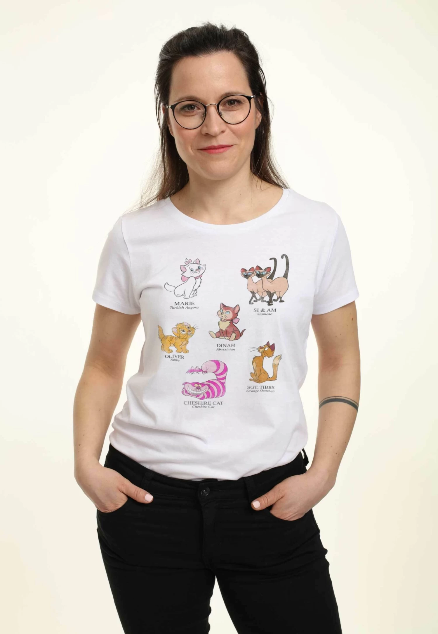 Disney Mickey And Friends Cat Breeds - T-Shirt Print - White 3 Disney Mickey And Friends Cat Breeds - T-Shirt Print - White