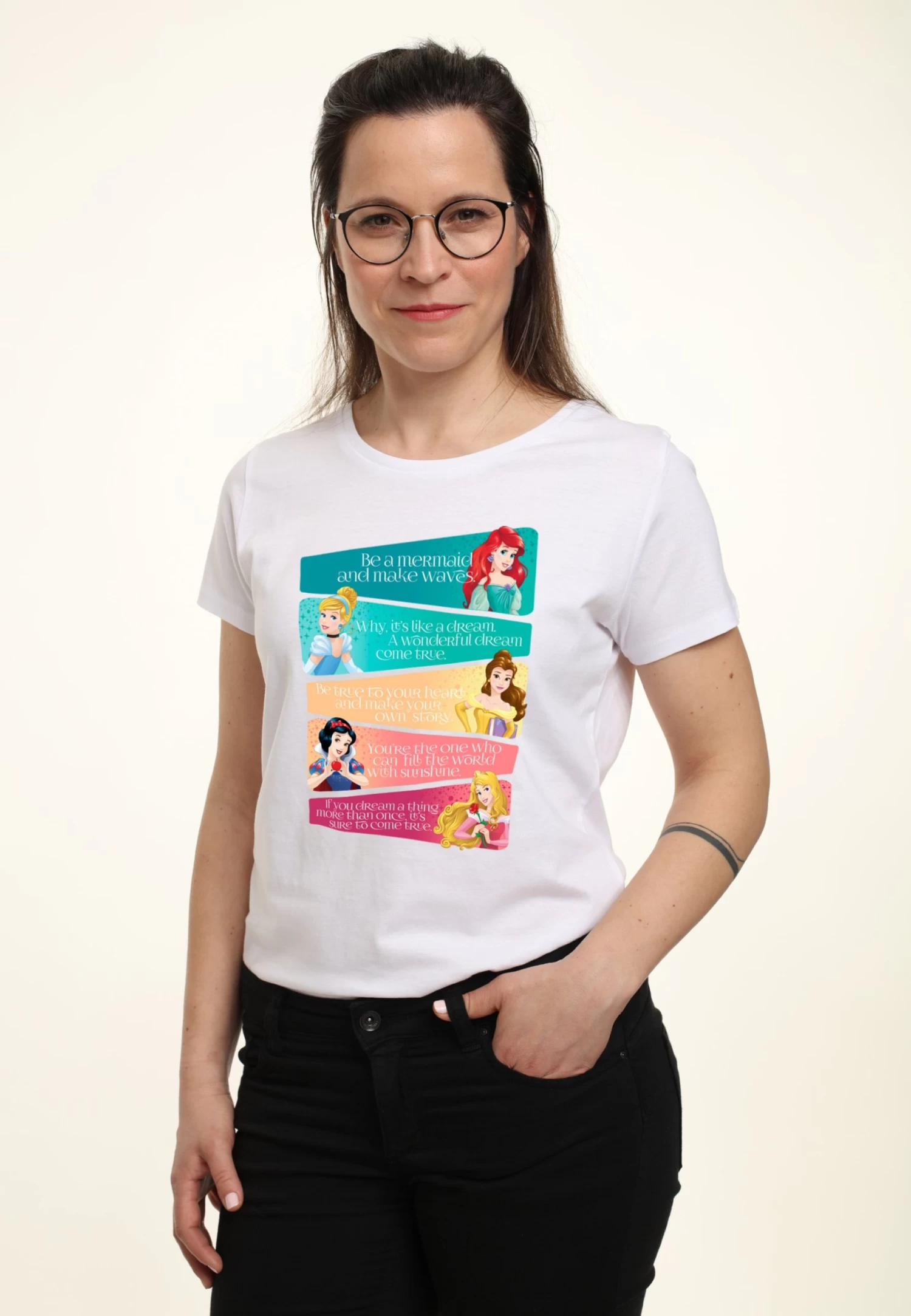 Disney Princesses Princess Adjectives - T-Shirt Print - White 6 Disney Princesses Princess Adjectives - T-Shirt Print - White - Afbeelding 4