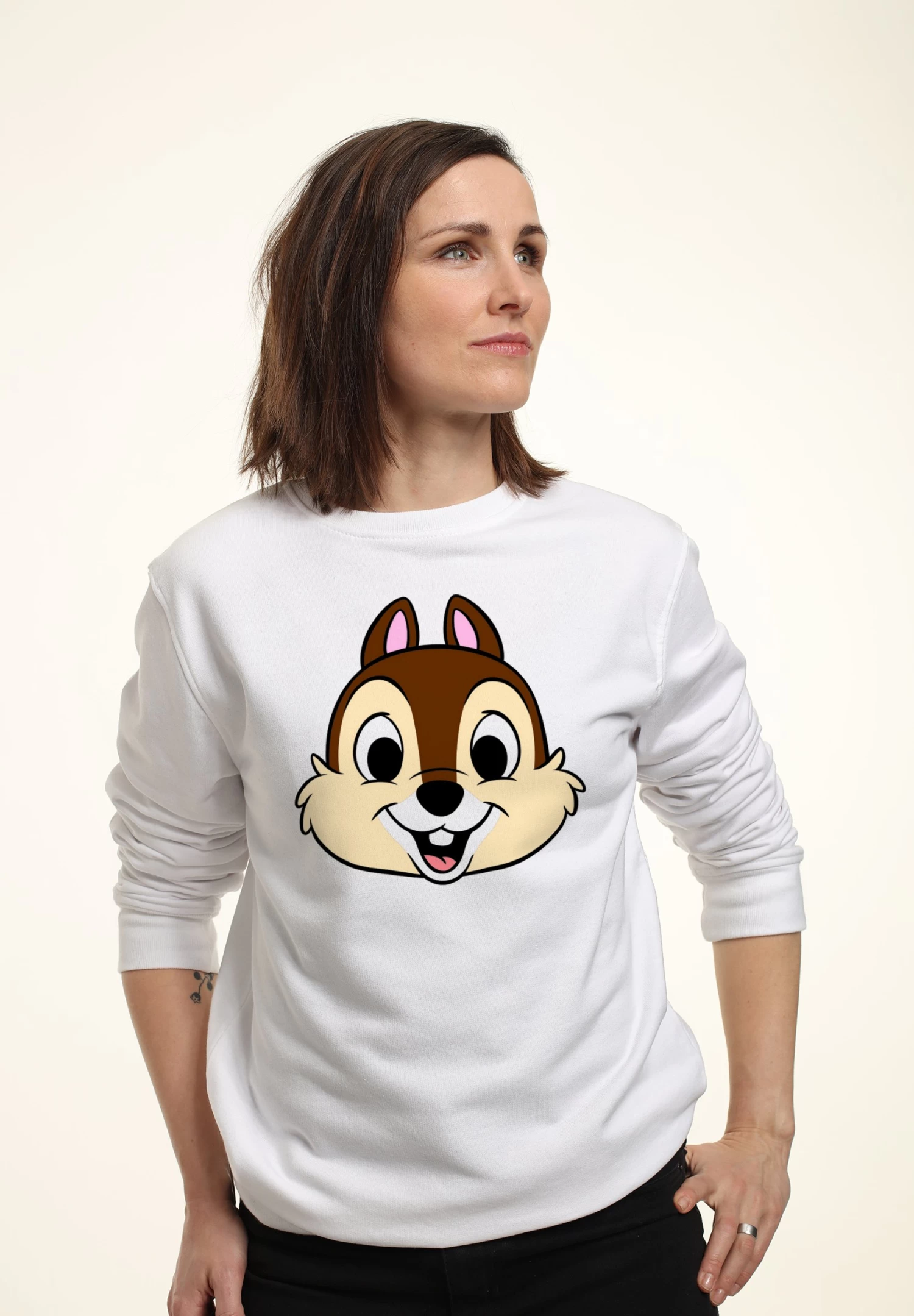 Disney Mickey Friends Chip Big Face - Sweater - White 3 Disney Mickey Friends Chip Big Face - Sweater - White