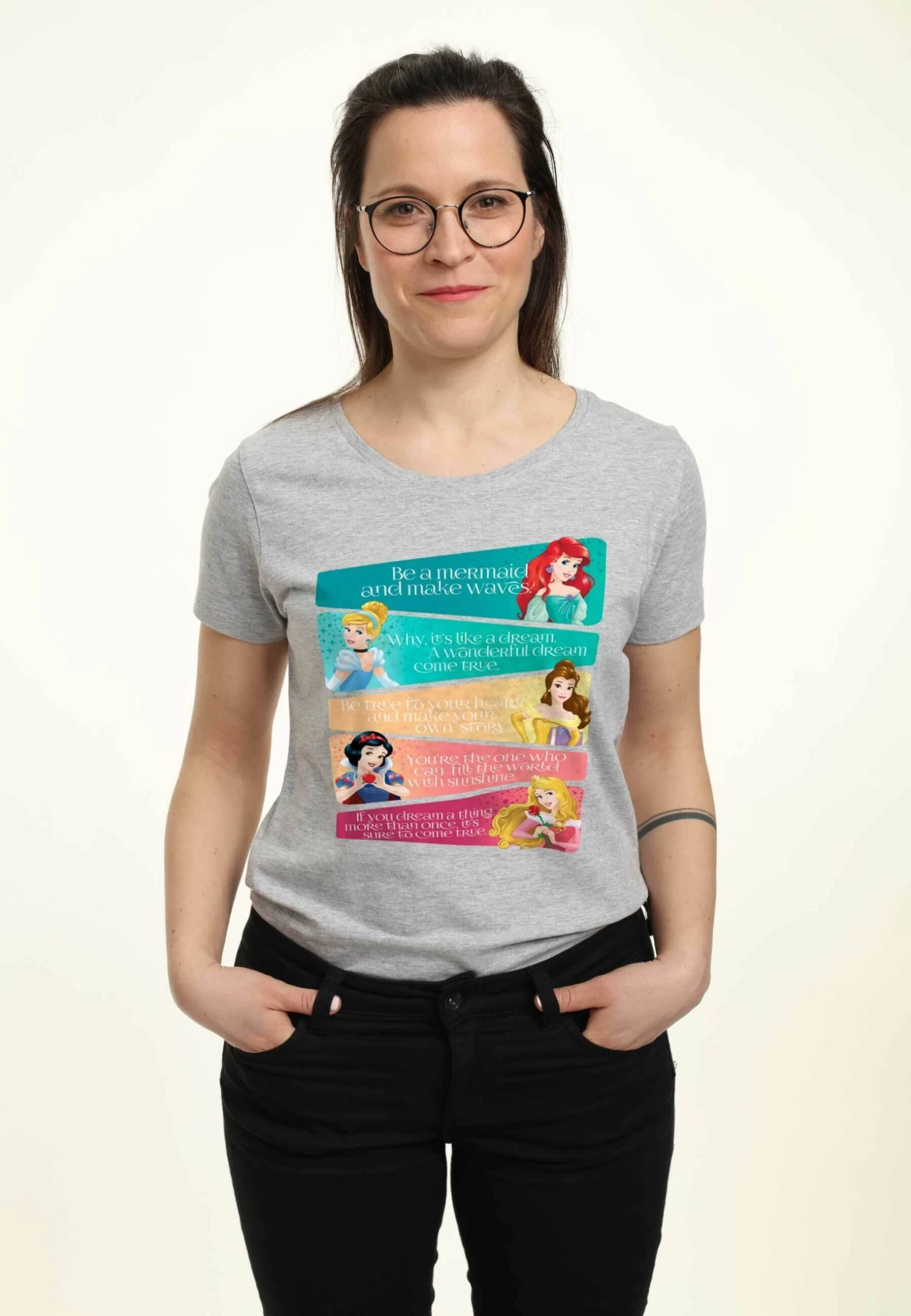 Disney Princesses Princess Adjectives - T-Shirt Print - Heather Grey 3 Disney Princesses Princess Adjectives - T-Shirt Print - Heather Grey