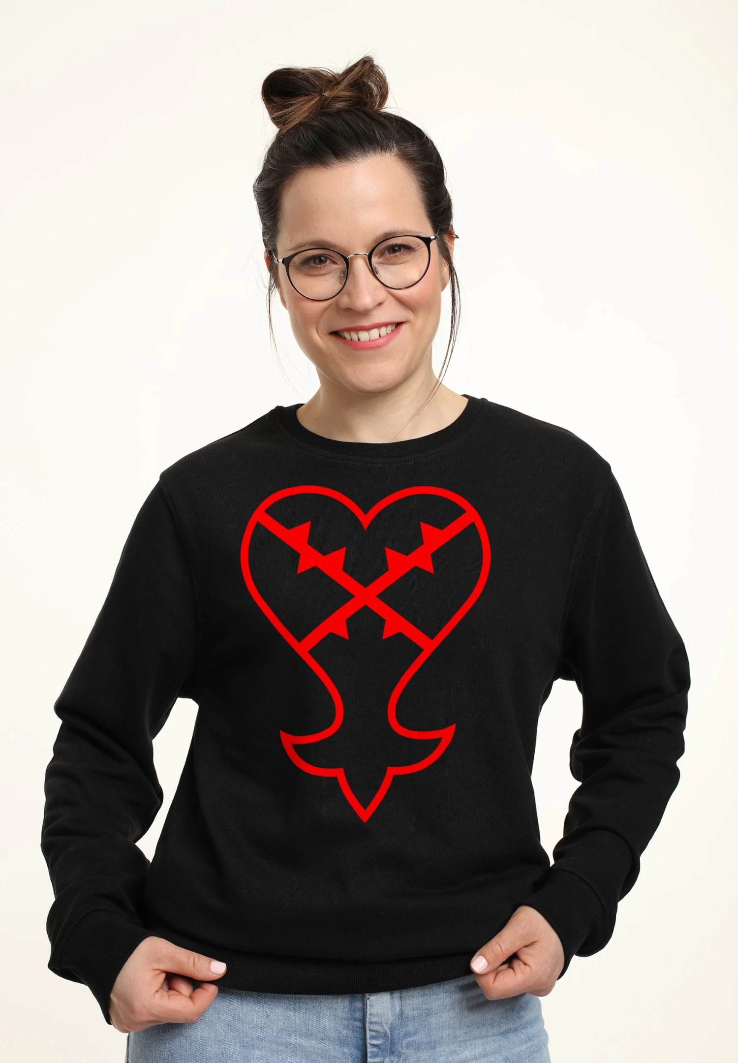 Disney Kingdom Hearts Heartless Symbol - Sweater - Black 3 Disney Kingdom Hearts Heartless Symbol - Sweater - Black