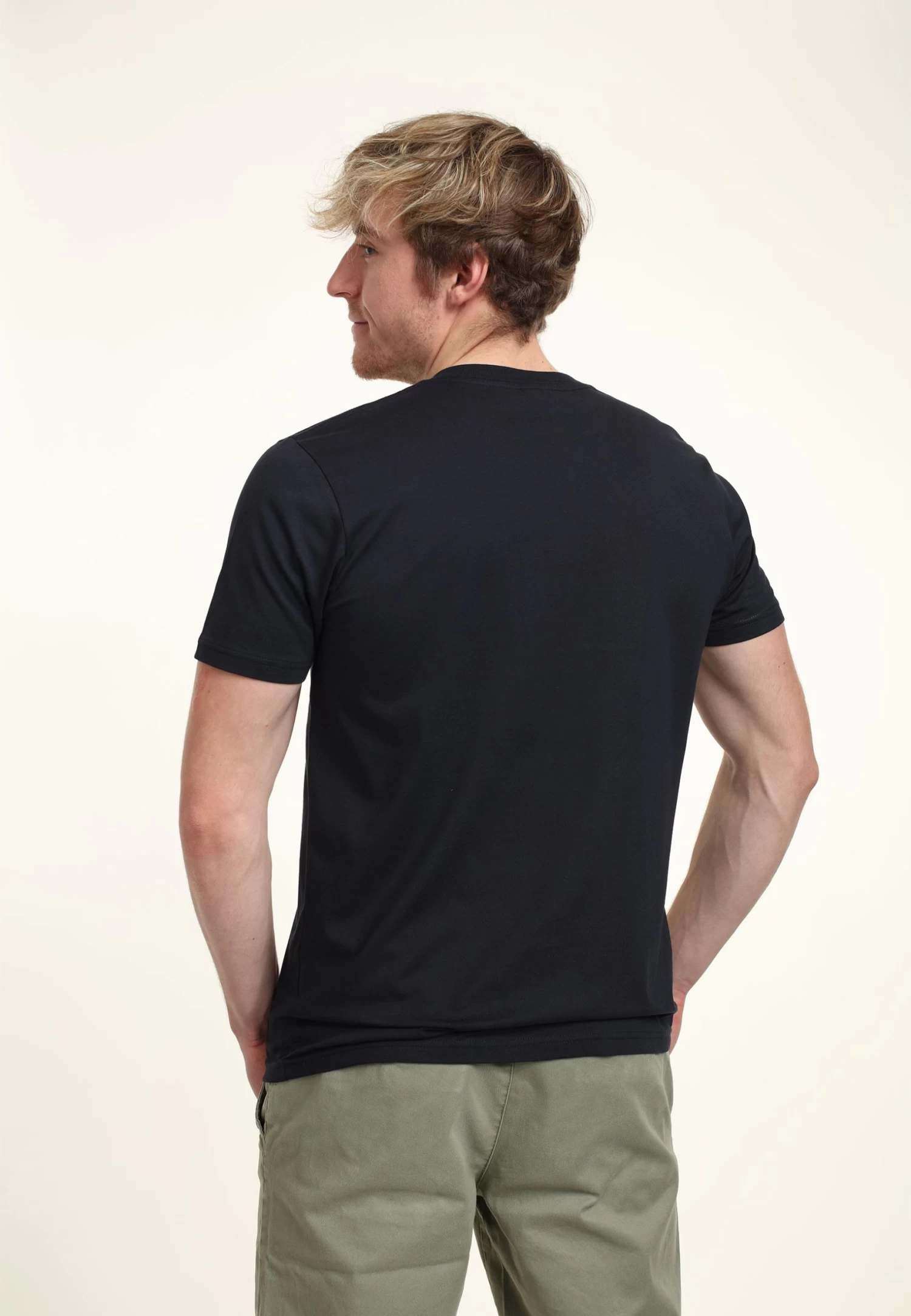 Mickey Mouse & FriendsMickey Mouse Stars And Ears Disney Classic Unisex - T-Shirt Print - Navy Blue 4 Mickey Mouse & FriendsMickey Mouse Stars And Ears Disney Classic Unisex - T-Shirt Print - Navy Blue - Afbeelding 2