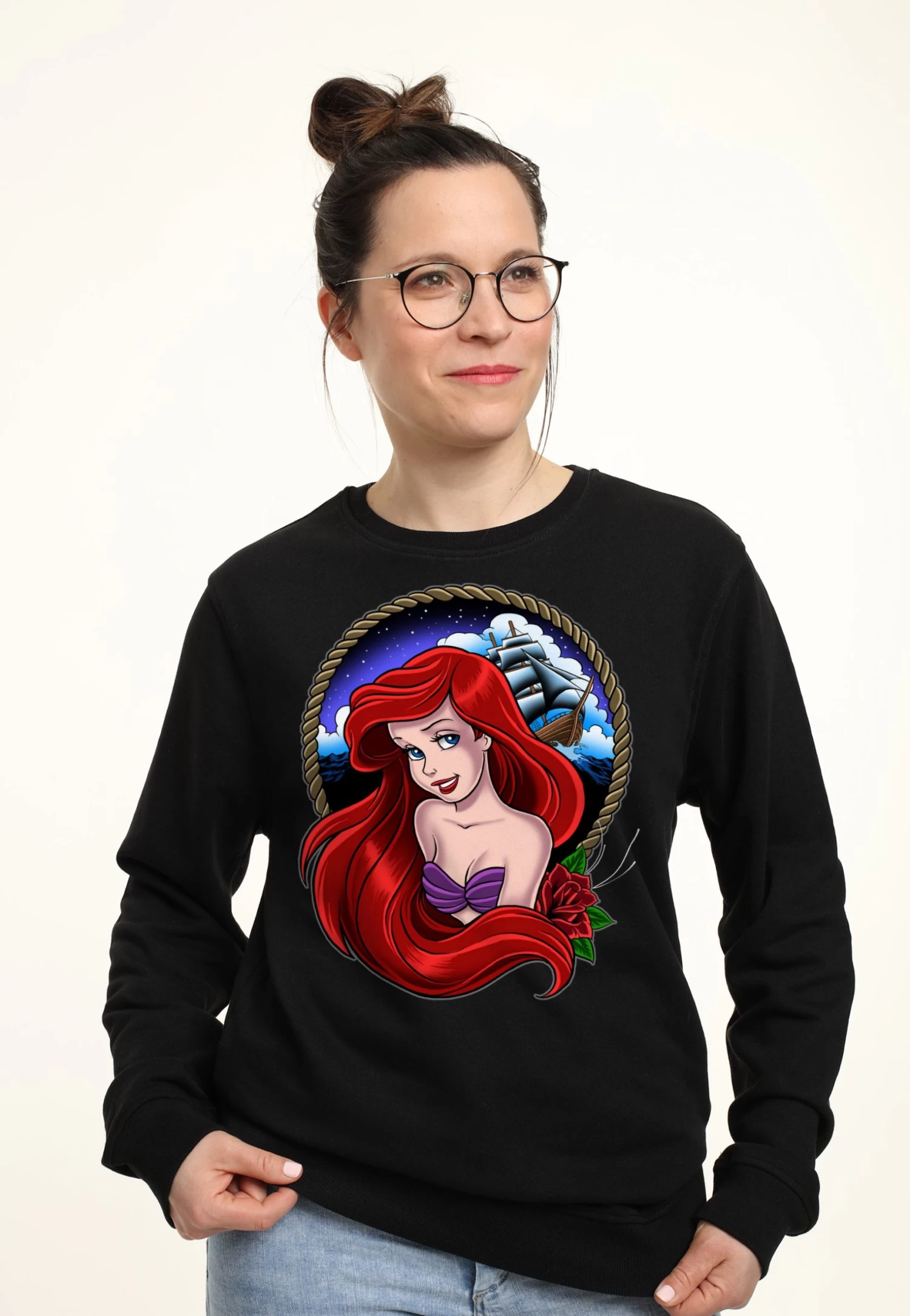 Disney The Little Mermaid Part Of Your World - Sweater - Black 5 Disney The Little Mermaid Part Of Your World - Sweater - Black - Afbeelding 3
