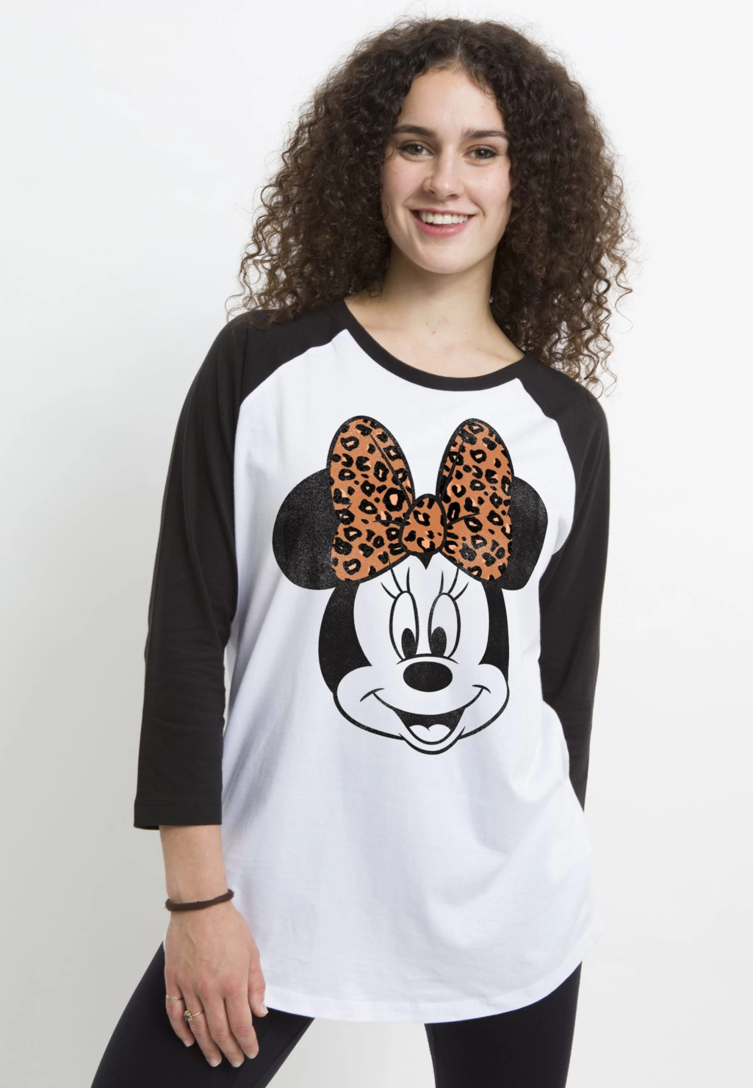 Disney Mickey And Friends Modern Minnie Face Leopard - Longsleeve - White Black 6 Disney Mickey And Friends Modern Minnie Face Leopard - Longsleeve - White Black - Afbeelding 4