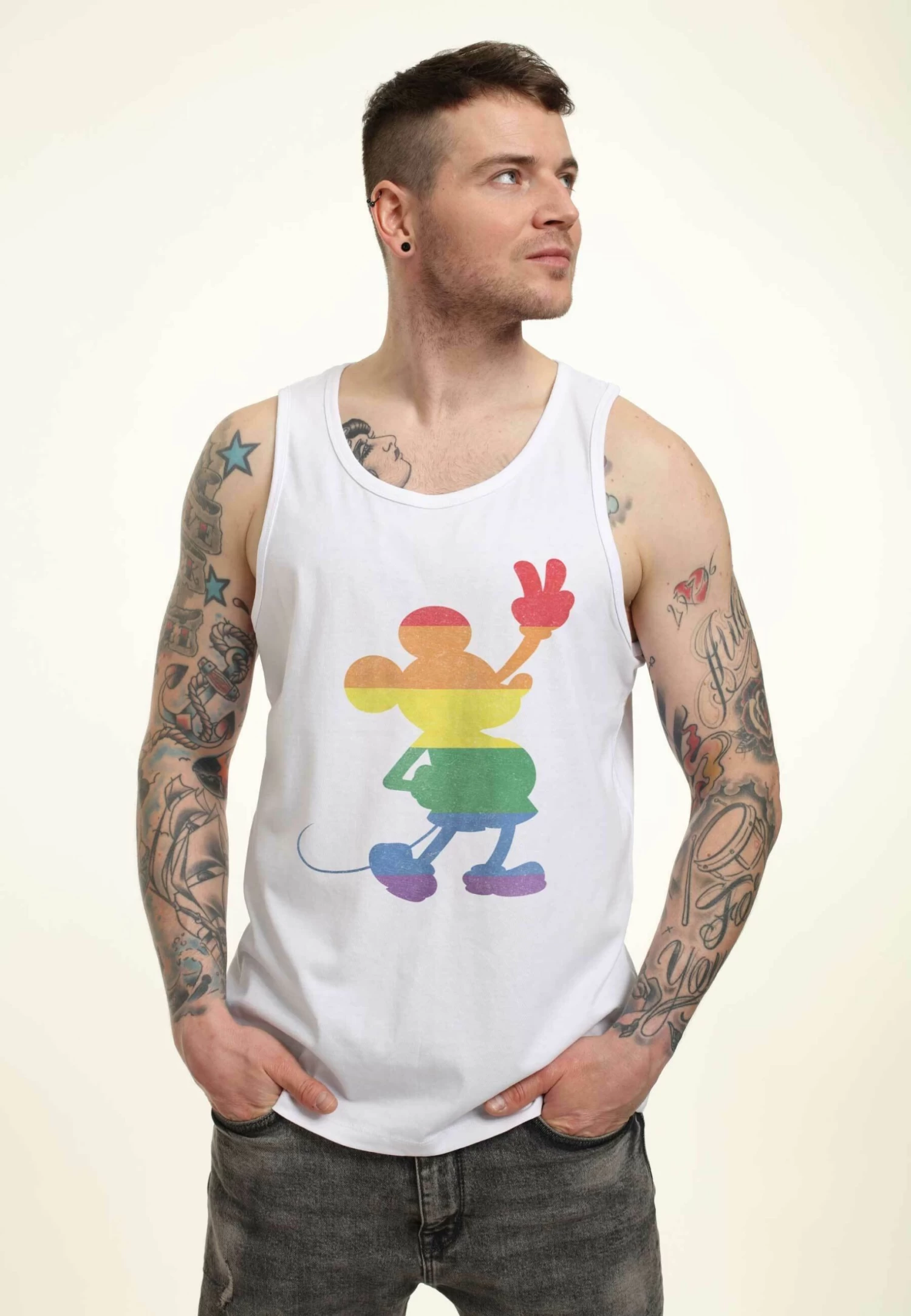Disney Mickey Classic Love Is Love Pride Mickey - Top - White 6 Disney Mickey Classic Love Is Love Pride Mickey - Top - White - Afbeelding 4