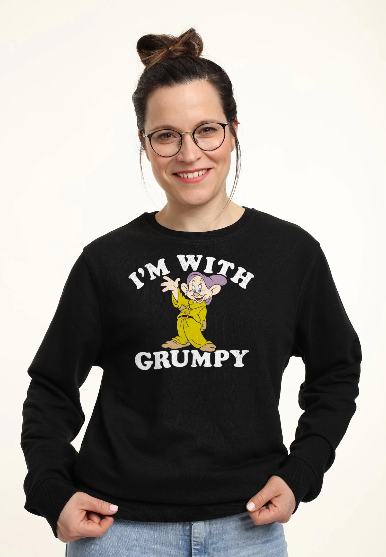Disney Snow White And The Seven Dwarfs With Grumpy - Sweater - Black 3 Disney Snow White And The Seven Dwarfs With Grumpy - Sweater - Black